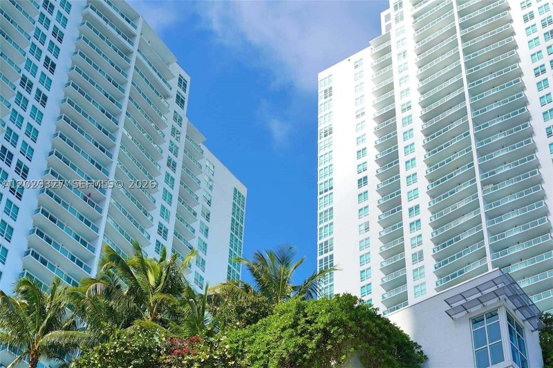 Apartment for rent at The Plaza Tower II 1808
