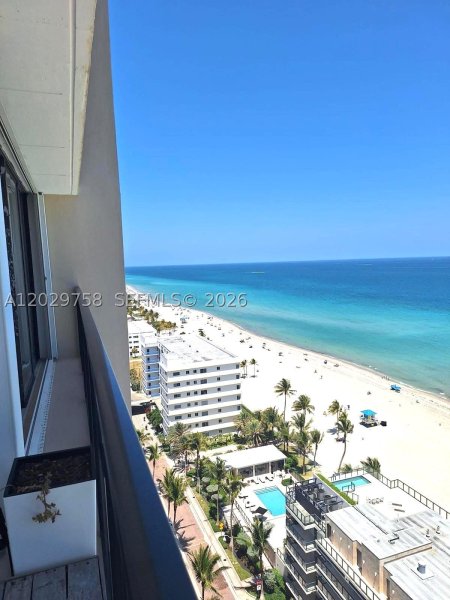 Apartment for rent at Valencia at Quadomain 2001