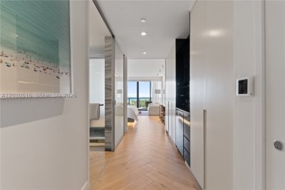 Comprar apartamento en W Hotel & Residences 707