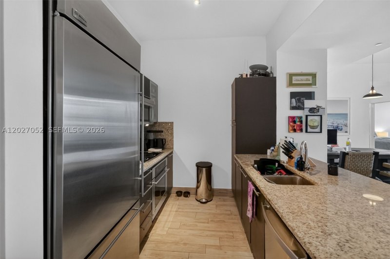 Condo for sale at The Plaza Tower I 4504