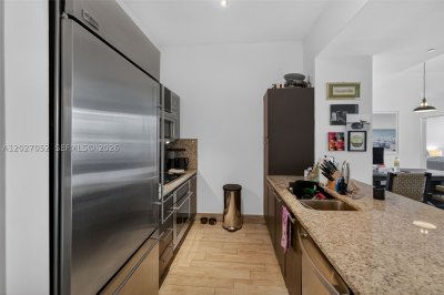 Comprar apartamento no The Plaza Tower I 4504