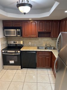 Aluguel de apartamento no Arlen Beach 511