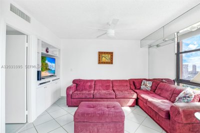 Comprar apartamento en Coronado I 2228