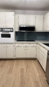 Aluguel de apartamento no Coastal Towers 316