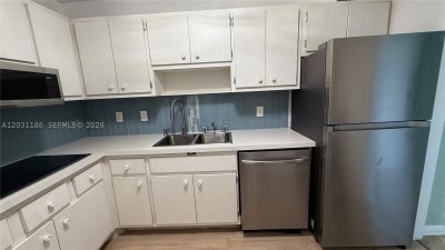 Aluguel de apartamento no Coastal Towers 316