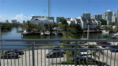 Aluguel de apartamento no Coastal Towers 316