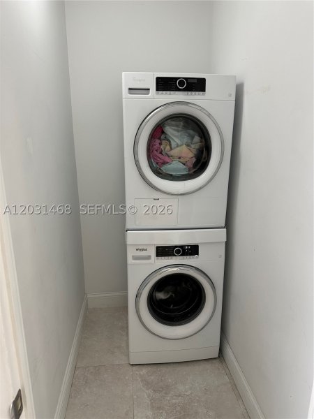 Condo for sale at Maison Grande 728