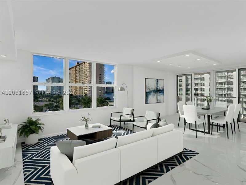 Condo for sale at Winston Towers 712