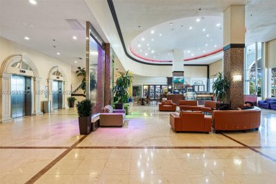 Comprar apartamento no Aventura Beach Club 104