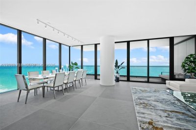Comprar apartamento no 2000 Ocean 25A