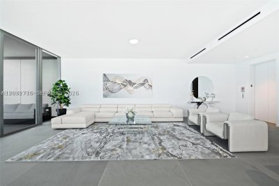 Comprar apartamento no 2000 Ocean 25A