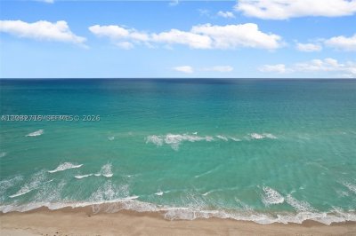 Comprar apartamento no 2000 Ocean 25A
