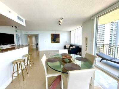 Aluguel de apartamento no 2080 Ocean Drive 1512