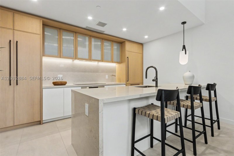 Condo for sale at 2200 Brickell Garden Villa