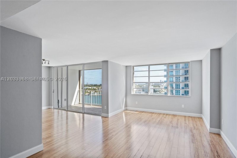 Apartment for rent at Kennedy House 14K
