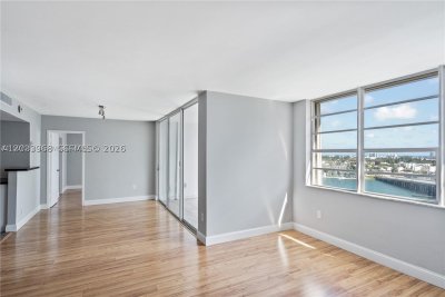 Alquiler de apartamento en Kennedy House 14K