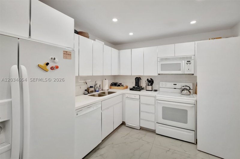 Property photo # 8