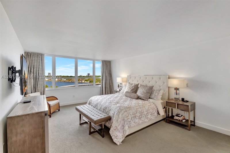 Property photo # 9