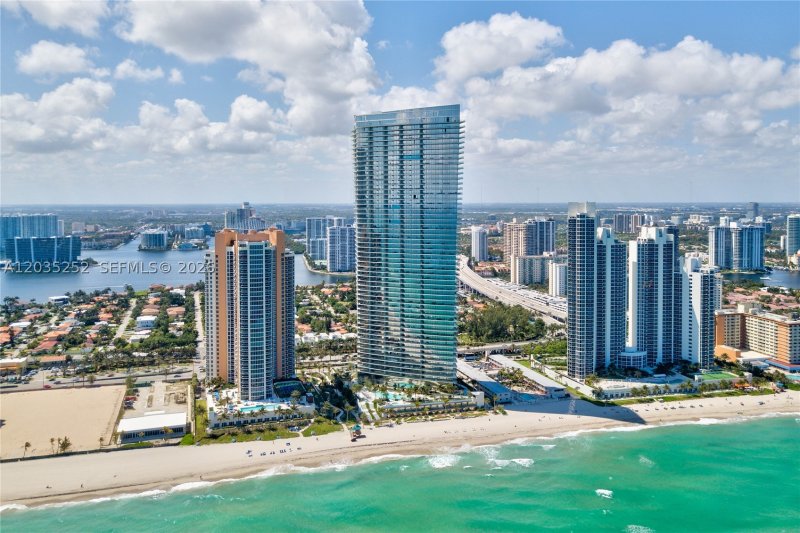 Condo for sale at Residences by Armani / Casa 3603