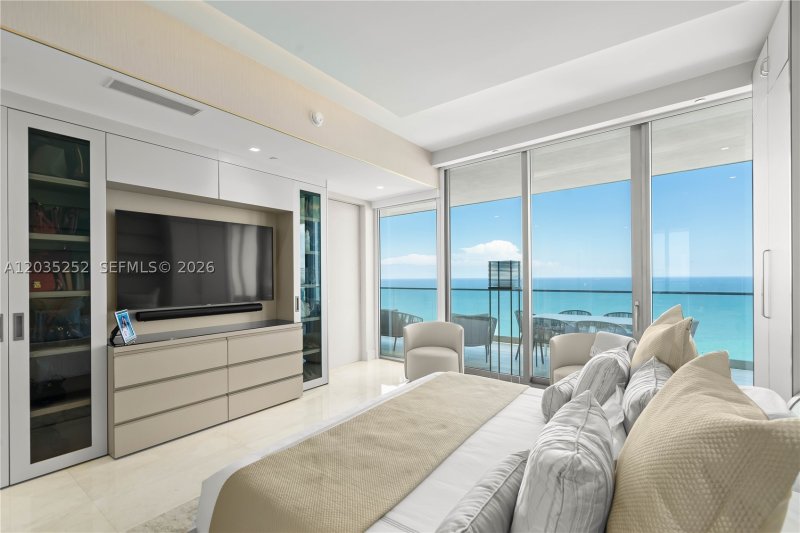 Condo for sale at Residences by Armani / Casa 3603