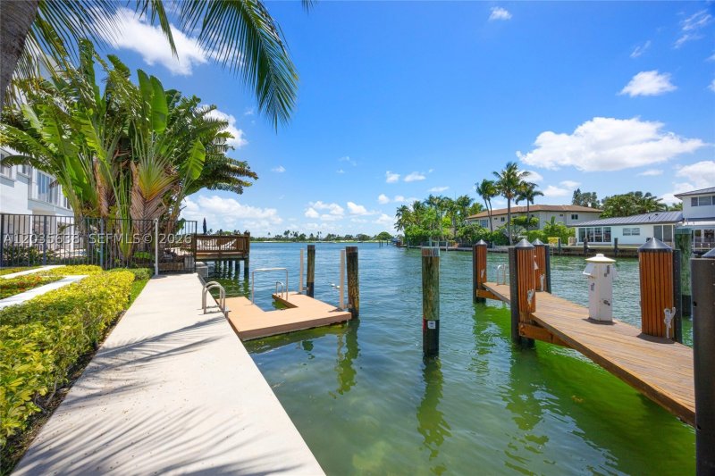 Condo for sale at Riva Bay Harbor 101