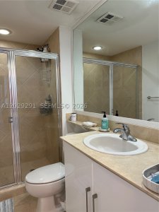 Comprar apartamento no One Miami East Tower 4119