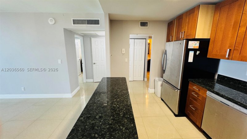 Apartment for rent at Ocean View 624