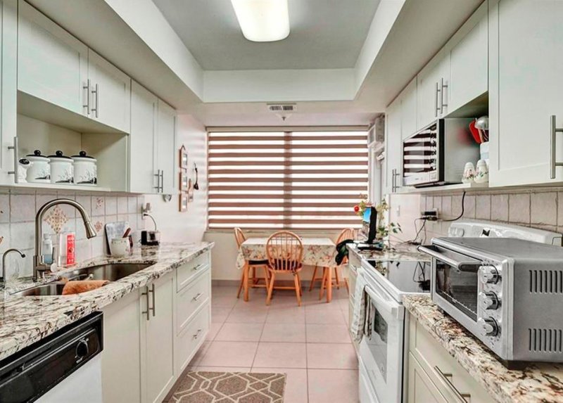 Condo for sale at Del Prado South Tower 1004
