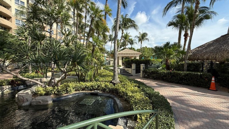 Aluguel de apartamento no Turnberry On The Green 1212