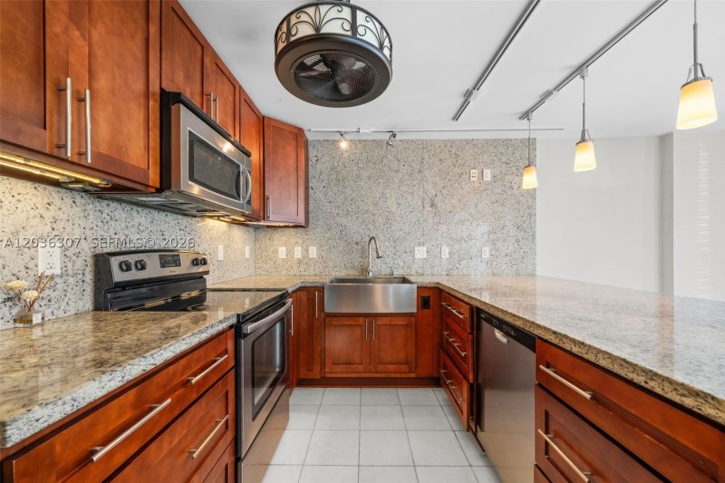 Condo for sale at Bayview Terrace 604