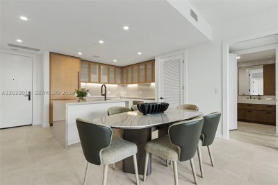 Comprar apartamento no 2200 Brickell 219