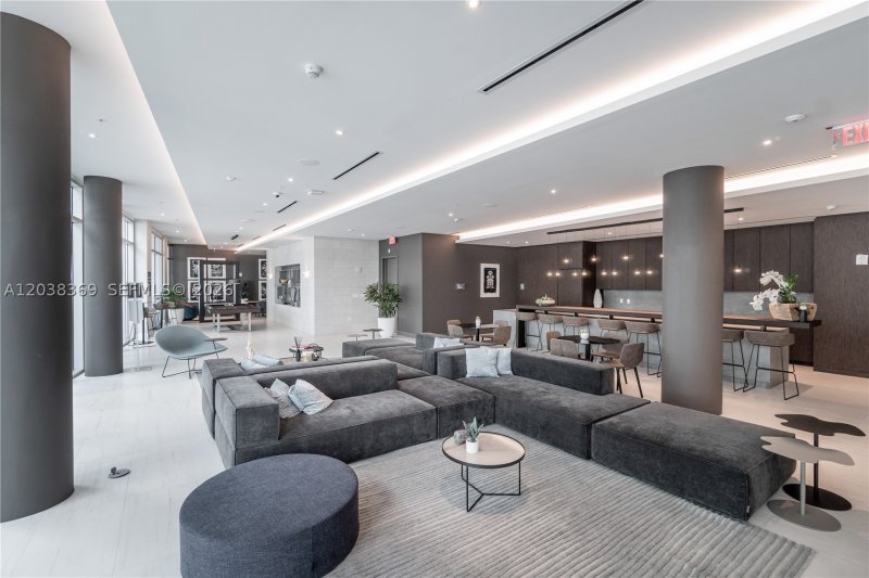 Comprar apartamento no Quadro Miami Design District S-418