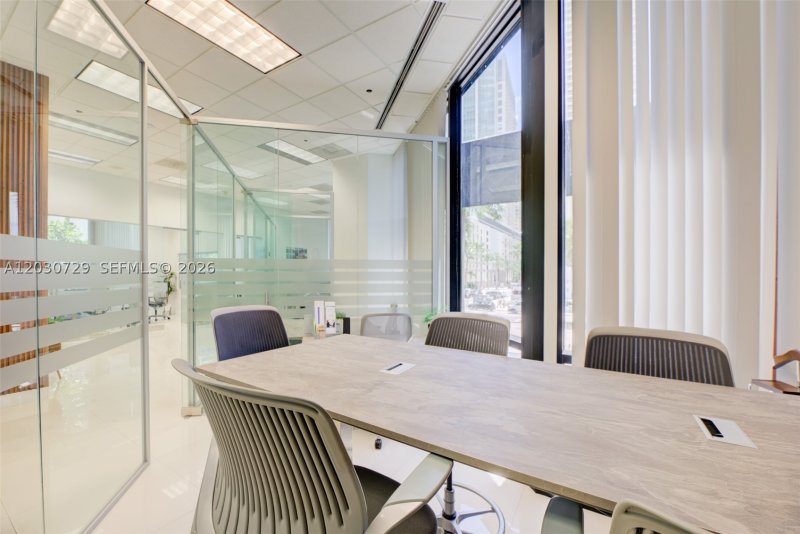Comprar apartamento no The Club At Brickell Bay 200-K