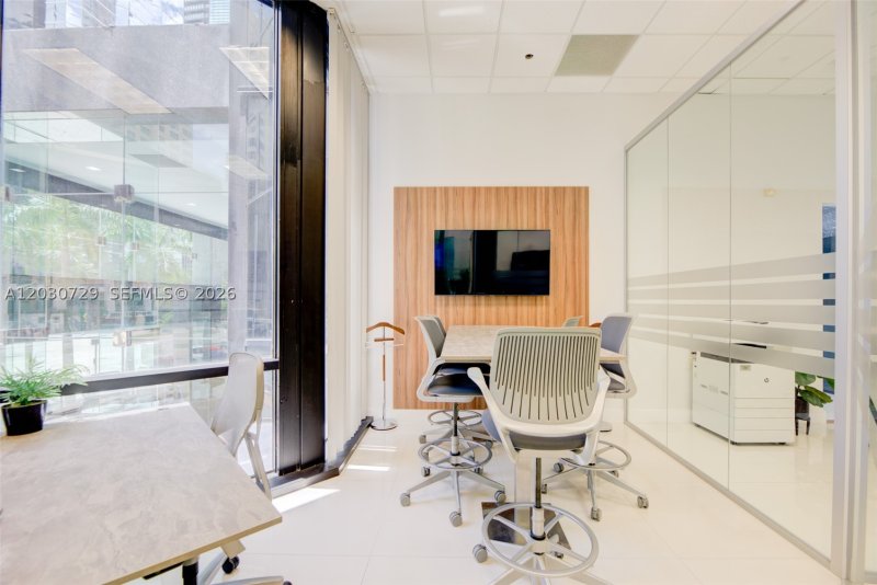 Comprar apartamento no The Club At Brickell Bay 200-K
