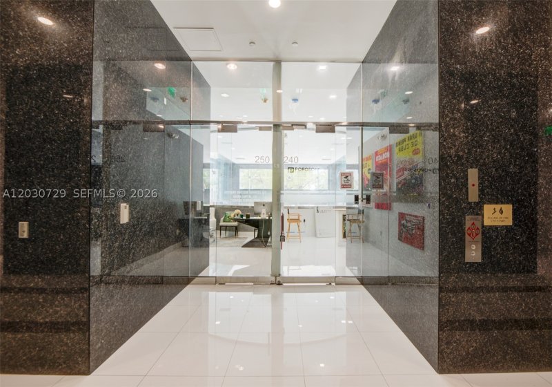 Comprar apartamento no The Club At Brickell Bay 200-K
