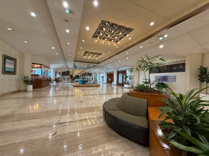 Apartment for rent at Four Ambassadors 765