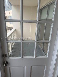 Aluguel de apartamento no Imperial Towers 18