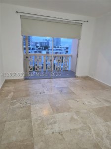 Aluguel de apartamento no Imperial Towers 18