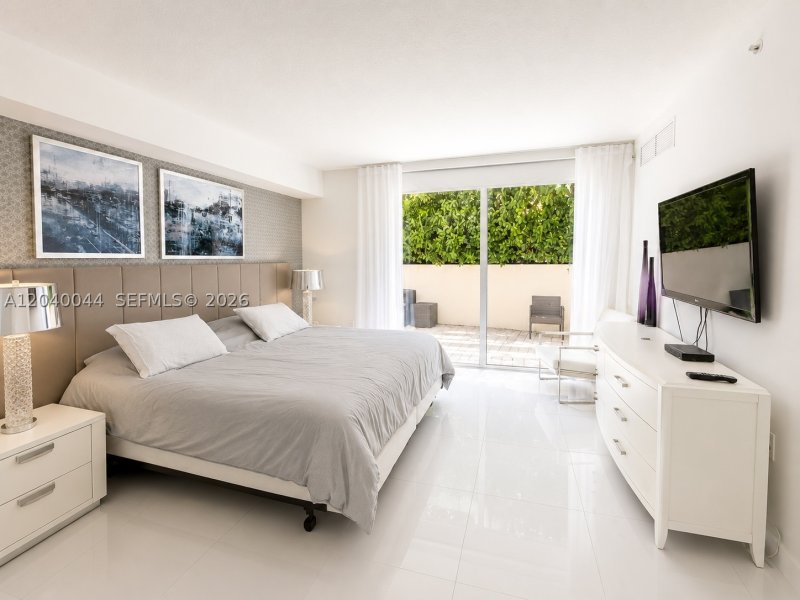 Alquiler de apartamento en St Tropez I II and III 2-504–Lanai