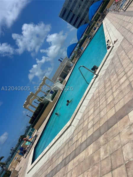 Comprar apartamento en Grandview Palace 2104