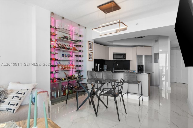 Comprar apartamento no Platinum Condo 904