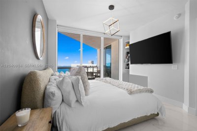 Comprar apartamento no Platinum Condo 904