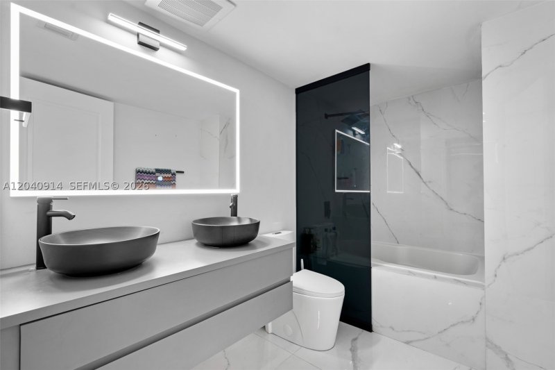 Comprar apartamento no Platinum Condo 904