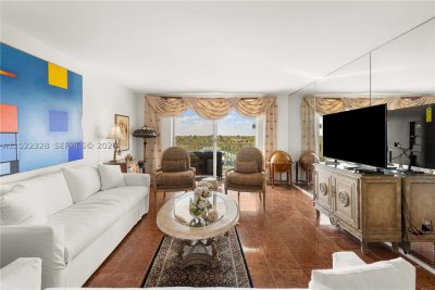Cape Florida Club Apt #611