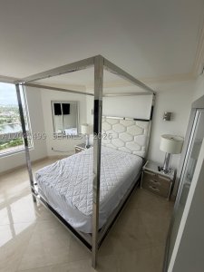 Alquiler de apartamento en Akoya 1707