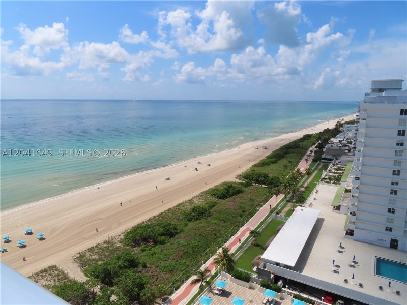 Condo for sale at Arlen Beach 619