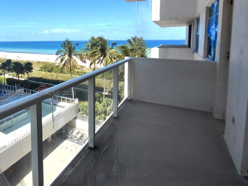 Condo for sale at Arlen Beach 619