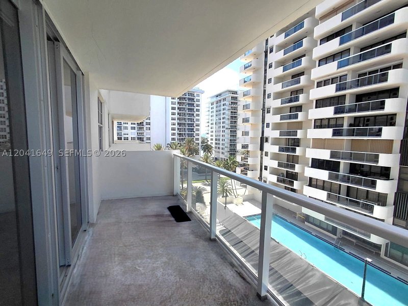 Condo for sale at Arlen Beach 619