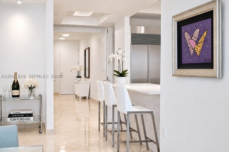 Condo for sale at Continuum I South 1507