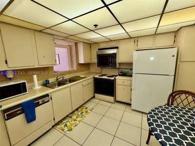 Comprar apartamento no Winston Towers 405